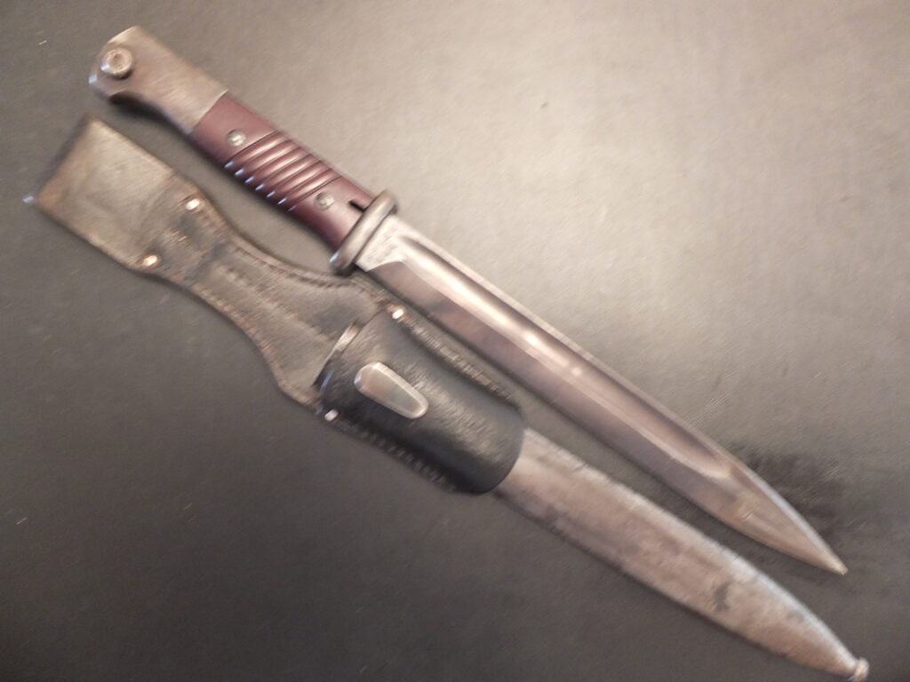 baïonnette Allemande K98, 84/98 3eme type german bayonet omc 43 bym 43 maschinenhaus Ferlach